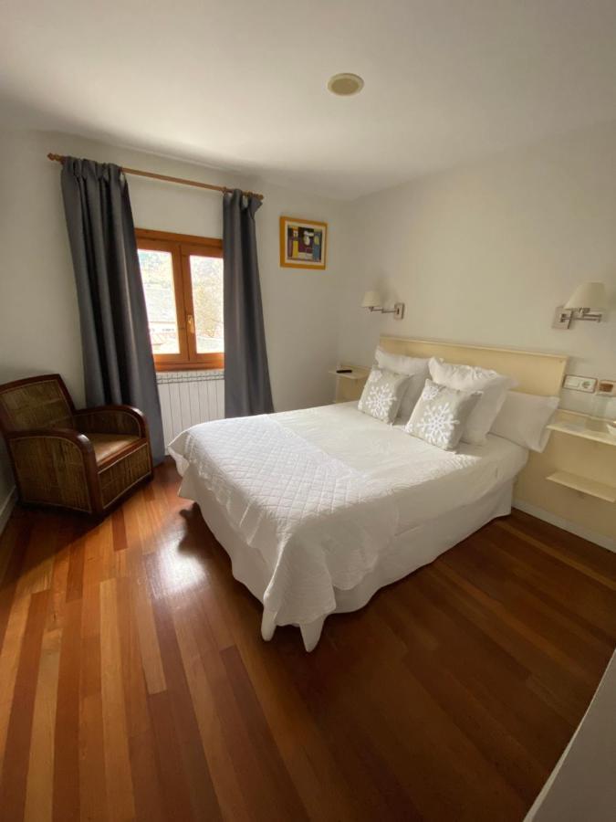 Hotel Casa Socotor ซาเยนต์ เด กาเยโก ภายนอก รูปภาพ