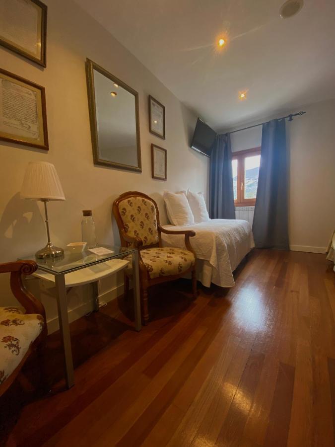 Hotel Casa Socotor ซาเยนต์ เด กาเยโก ภายนอก รูปภาพ