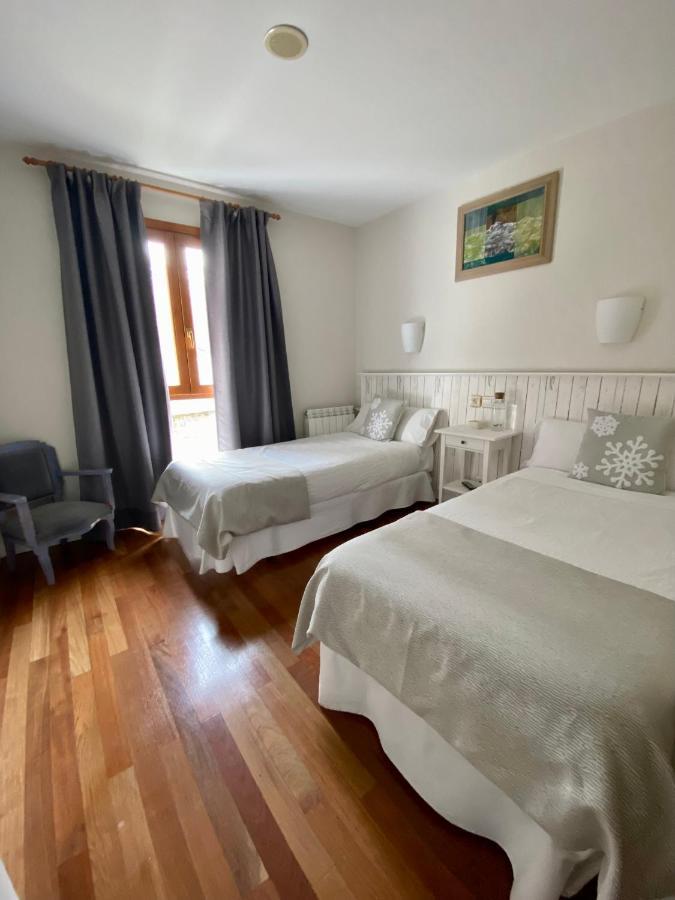 Hotel Casa Socotor ซาเยนต์ เด กาเยโก ภายนอก รูปภาพ